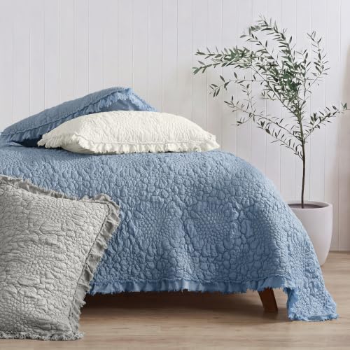 Blue Ruffled Quilt Queen Size