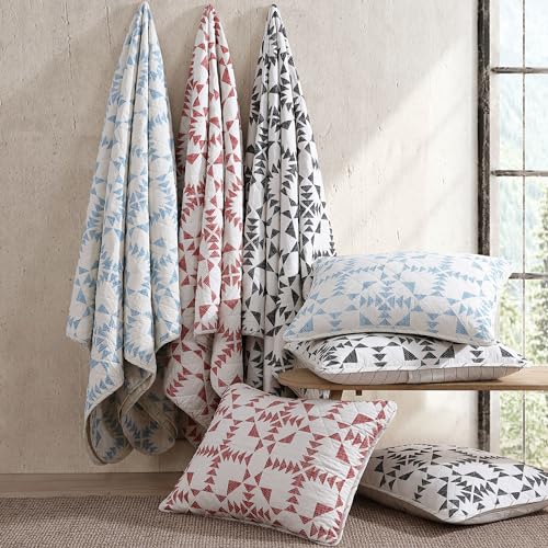King Quilt Set with Shams