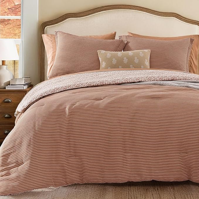 Queen Comforter Set - 7 Pieces Autumn Leaf Gauze Muslin Bedding Sets for All Seasons, Lightweight Breathable Bed in a Bag Queen with Revesible Farmhouse Comforter, Sheets, Pillowcases & Shams
