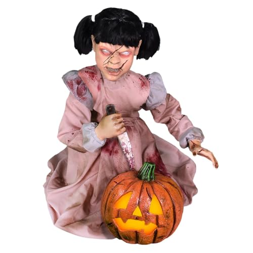 Lunging Pumpkin Carver Zombie Girl by Tekky (Lunging Pumpkin Carver)