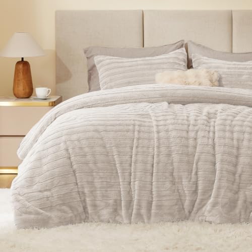 Faux Fur Queen Comforter Set