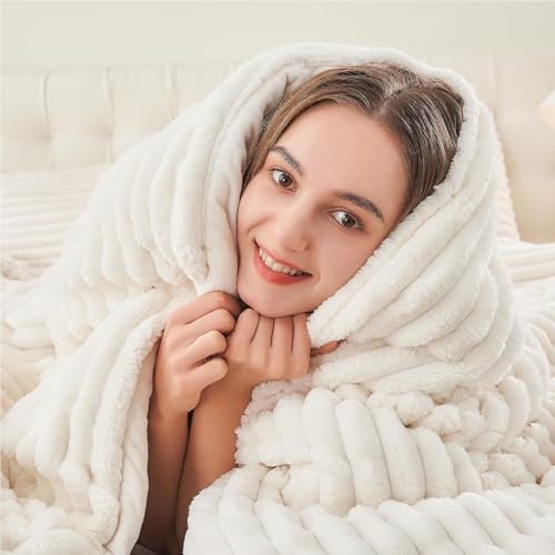 Fleece Twin Twin XL Comforter Set
