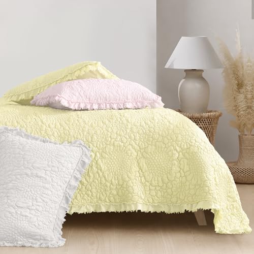 Pastel Yellow Ruffled Quilt King Size (3 Piece Set)