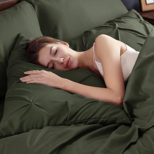 7pc Oversized Queen Comforter Set & Sheets