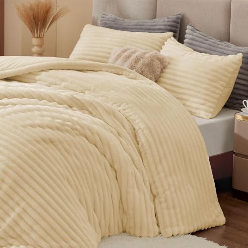 Fleece Oversized Queen Comforter Set