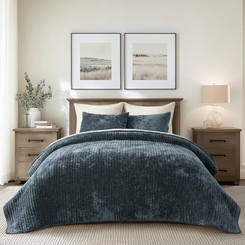 Stripe Channel Luxury Velvet Quilt Set Queen Size