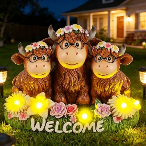 Highland Cow Decor Solar Garden Statue 5.3" (3 Count)
