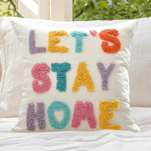 Boho Pillow Covers 18 * 18 Inch Handcrafted Loop Yarn Lettering