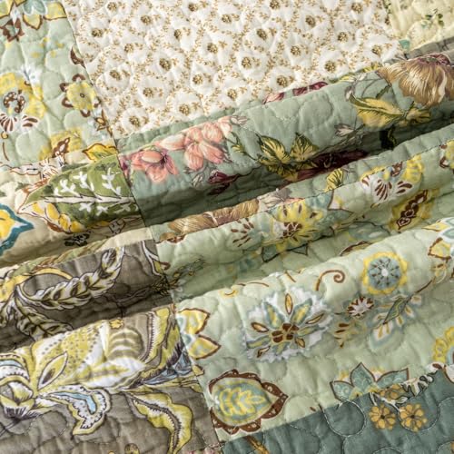 Oversized Queen Quilt Set Patchwork Bedspread
