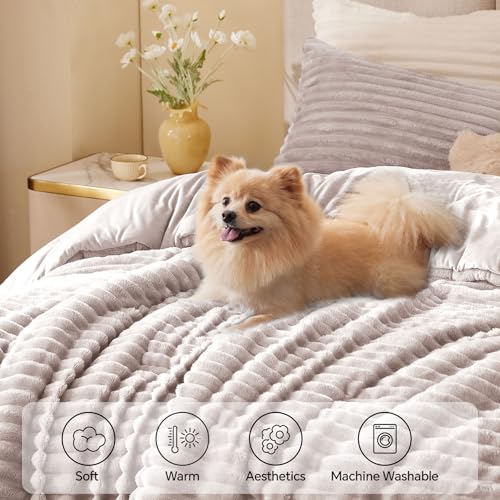 Fleece King Comforter Set