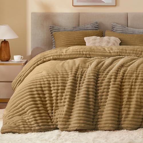 Fleece Full Comforter Set