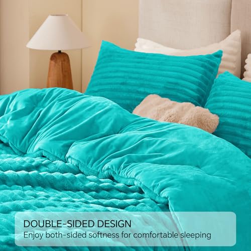 Fleece Queen Comforter Set
