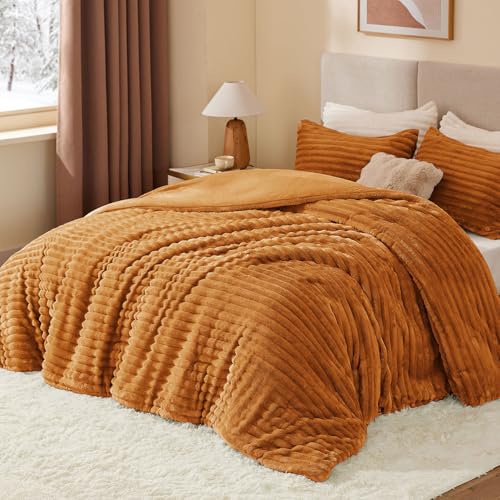 Fleece King Comforter Set