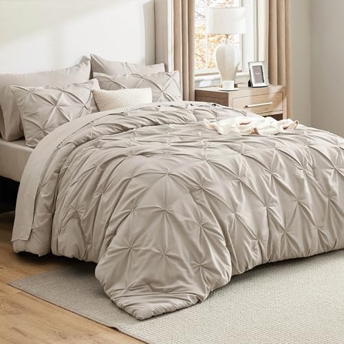 7 Piece Oversized Queen Comforter Set & Sheets