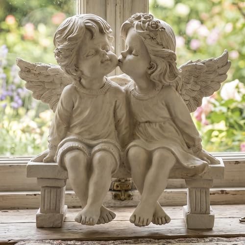 Kissing Angel Statue