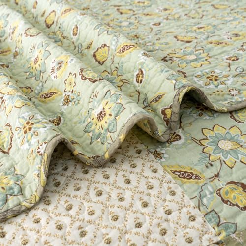 Oversized Queen Quilt Set Patchwork Bedspread