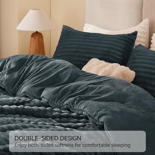 Fleece Queen Comforter Set