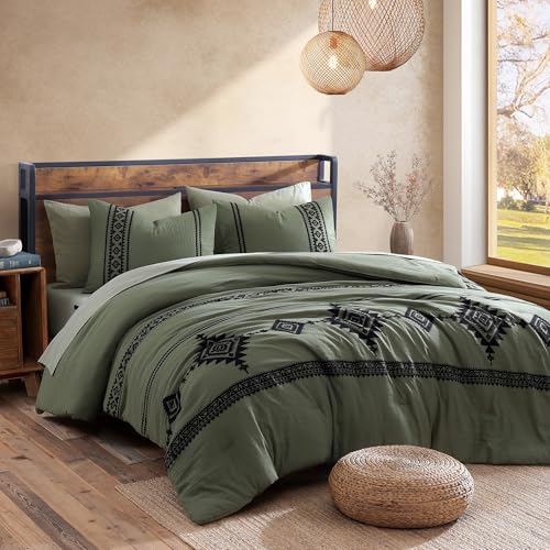 Embroidery Super King Plus Comforter Set 7 Pieces Bed in a Bag