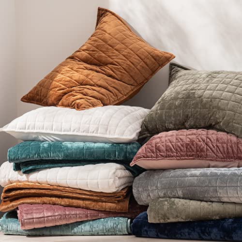 Velvet Quilt Set