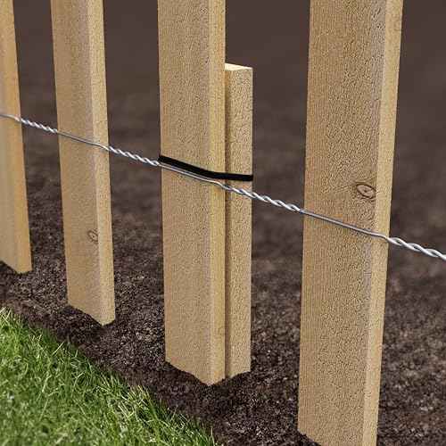 Cedar Wood Garden Picket Fence with Cedar Stake Installation System