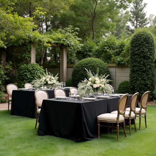 Black Tablecloths Rectangular (8 Count)
