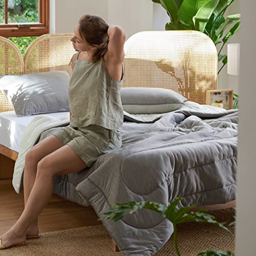Queen Comforter Set