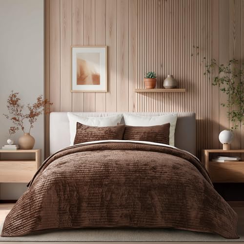 Stripe Channel Luxury Velvet Quilt Set King Size
