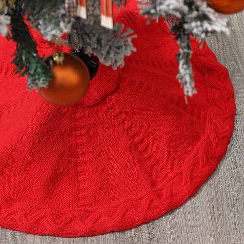 18" Red Knitted Tree Skirt