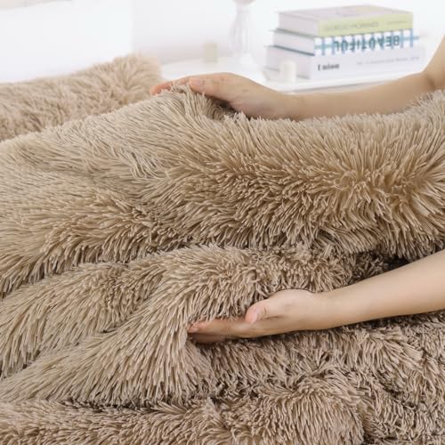 Fluffy Full Size Comforter Set
