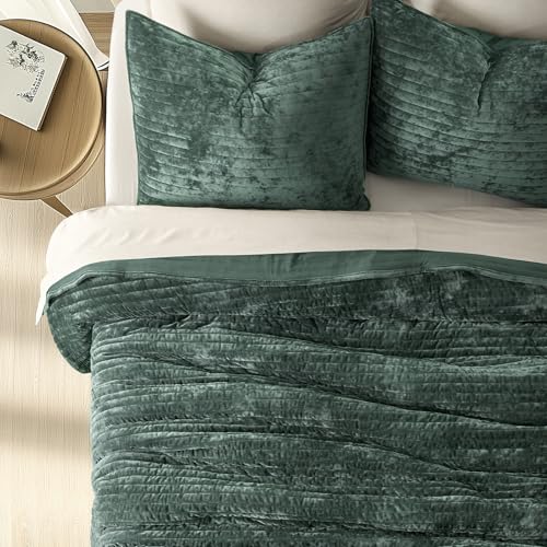 Stripe Channel Luxury Velvet Quilt Set Queen Size