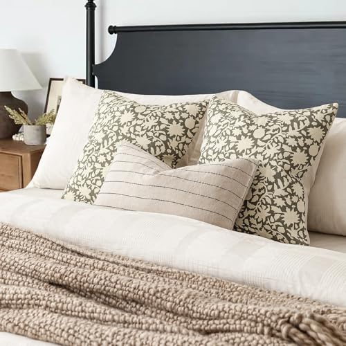 Set of 2 Decorative Neutral Floral Throw Pillow Covers Accent Farmhouse Cushion Covers Boho Lumbar Pillowcase for Couch Sofa Bedroom Living Room Home Decor (2 Count)