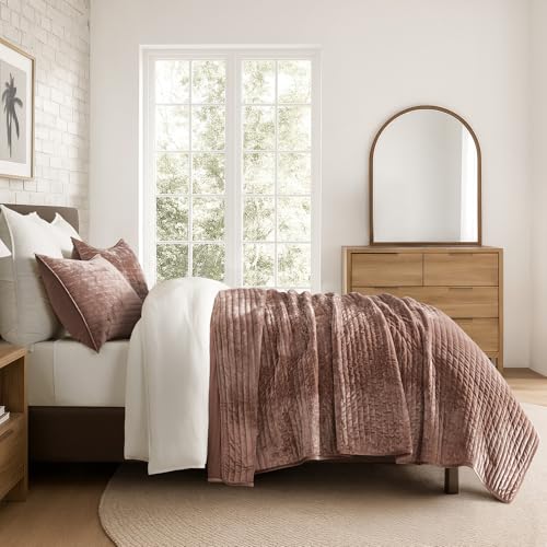Stripe Channel Luxury Velvet Quilt Set King Size