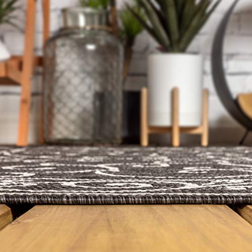 Vintage Filigree Indoor Outdoor Octagon Area Rug 5 Ft Black