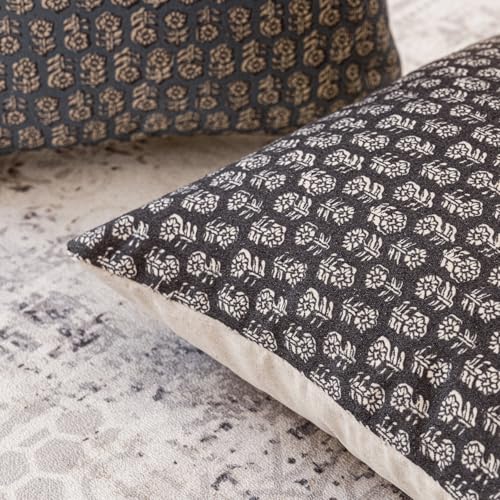 Decorative Floral Print Throw Pillow Covers 22×22 Inch (2 Count)