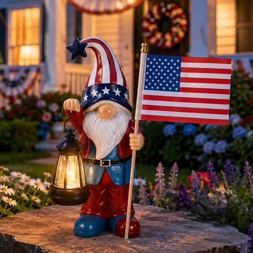 Solar Patriotic Gnomes Statues with Flag for Garden Decor