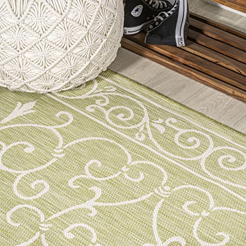Vintage Filigree Indoor Outdoor Square Area Rug 5X5 Green