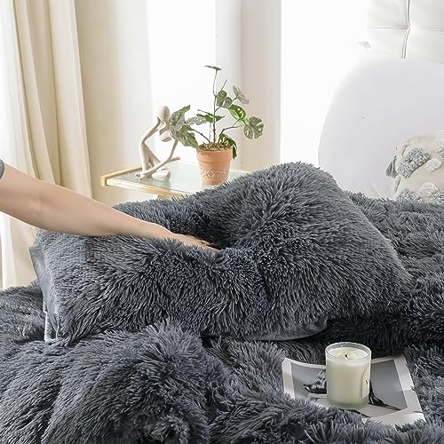 Fluffy Queen Comforter Set
