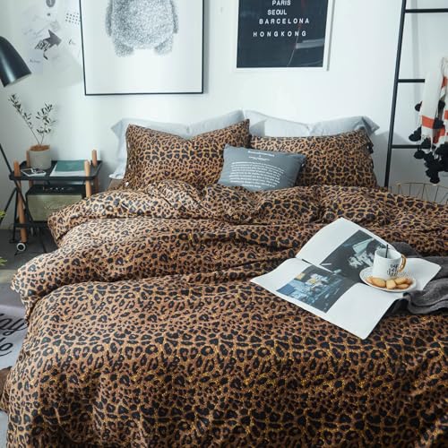 Leopard Print King Size Comforter Set Animal Cheetah Printed Comforter Soft Fluffy 3 Pieces Floral Lightweight Bedding Comforter with 2 Pillowcases Farmhouse Leopard Print Comforter Set King