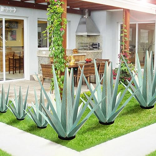 24" Metal Agave Plant Outdoor Decor