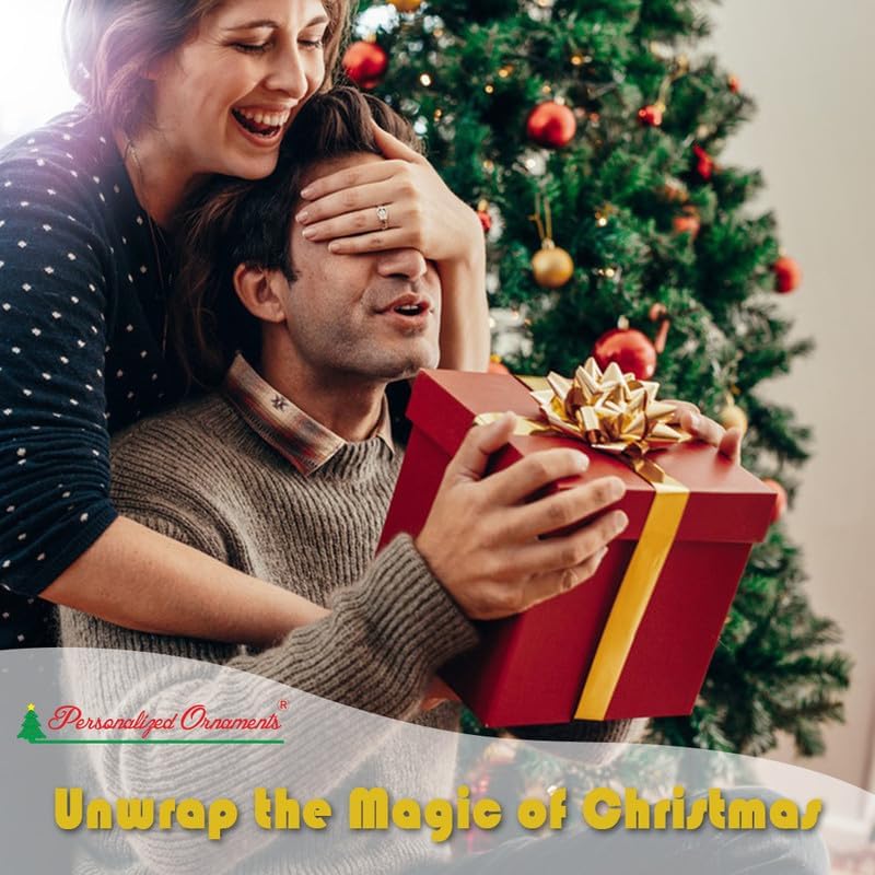 Personalized Bear Family Christmas Ornament 2024, Family of 2 Bear with Gift Box Ornaments for Christmas Tree, Personalized Bear Christmas Ornament, Unique Handmade Couple Christmas Ornament