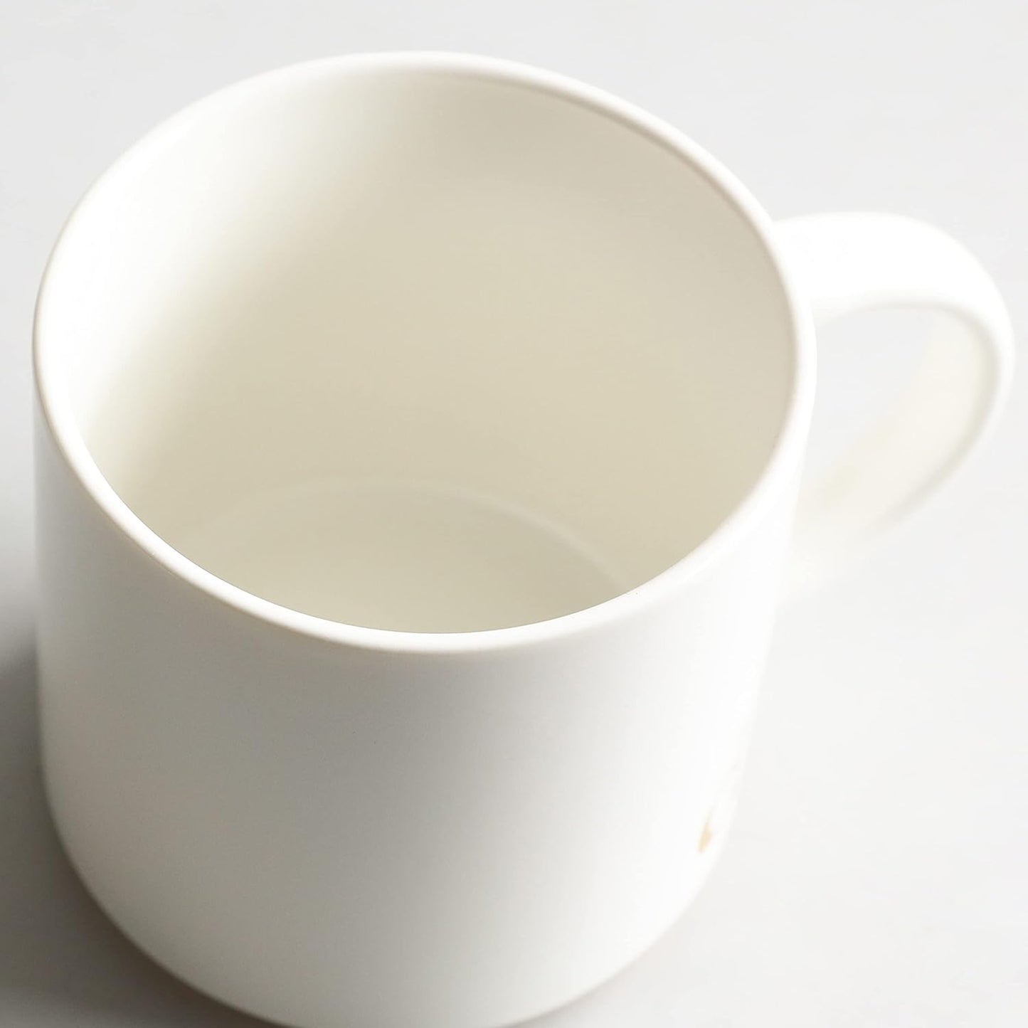 COLLECTIVE HOME - Monogram Ceramic Mugs, 15 oz Golden Initial Coffee Cups, Elegant Alphabet Tea Mugs, Elegant Personalized Mug with Gift Box, Luxurious Cups for Office and Home (f)