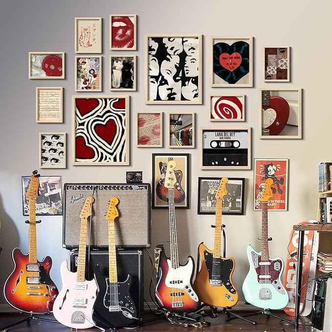 16 PCS Downtown Girl Room Decor, Y2k Wall Art Prints for Bedroom, Coquette Posters for Room Aesthetic, Wall Collage Kit Pictures for Living Room, Vintage Dorm Gallery Home Decor
