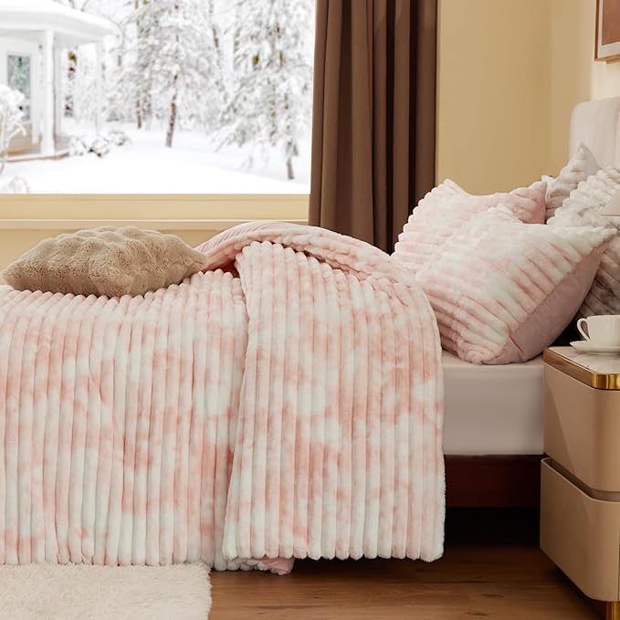 BEDELITE Fleece King Comforter Set -Super Soft & Warm Fluffy Pink&White Bedding, Luxury Fuzzy Heavy Bed Set for Winter with 2 Pillow Cases