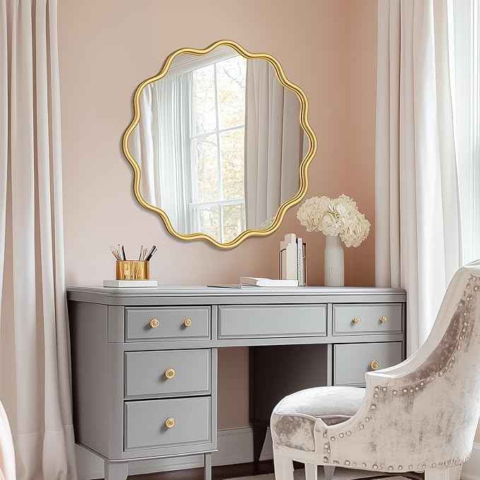 PROHOMEWARE Gold Round Mirror 28 Inch Wavy Bathroom Vanity Mirror Gold Frame Modern Wall Mirror Decorative Wall-Mounte Anti-Rust, Tempered Glass