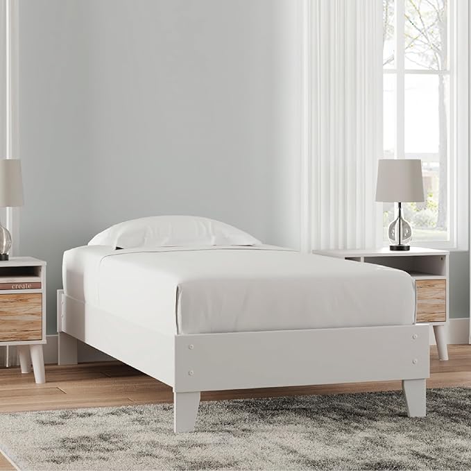 Signature Design by Ashley Piperton Modern Casual Youth Platform Bed Frame, Twin, White