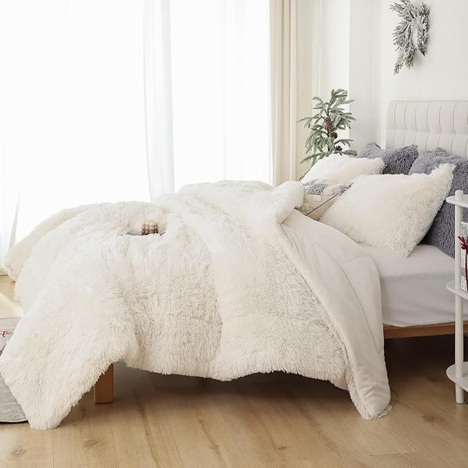 Smoofy Fluffy Full Size Comforter Set, Faux Fur Comforter Set, Luxury Fuzzy Bedding Set, Soft Shaggy Full Bed Set for All Season, 3 Pieces - 1 Comforter & 2 Pillowcases, Beige