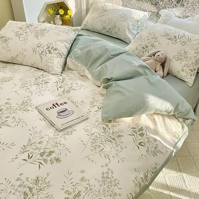LifeTB Vintage Floral Comforter Set Queen, 3 Pieces Aesthetic Floral Bedding Comforter Set, Reversible Botanical Flowers Comforter with 2 Pillowcases, Breathable Fluffy Soft Cottagecore Bedding Set