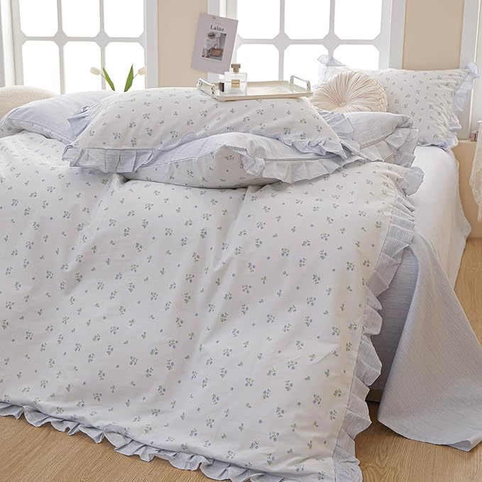 LifeTB Blue Floral Comforter Set Twin XL Botanical Ruffle Bedding Comforter Fluffy Soft Aesthetic Coquette Bedding Set Girls Cottagecore Blue Flowers Comforter Set with 2 Pillowcases for All Seasons