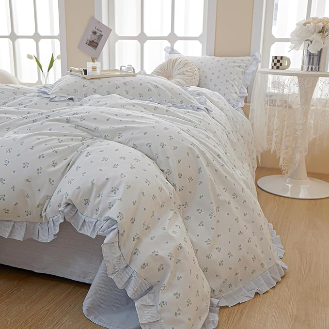 LifeTB Blue Floral Comforter Set Twin XL Botanical Ruffle Bedding Comforter Fluffy Soft Aesthetic Coquette Bedding Set Girls Cottagecore Blue Flowers Comforter Set with 2 Pillowcases for All Seasons