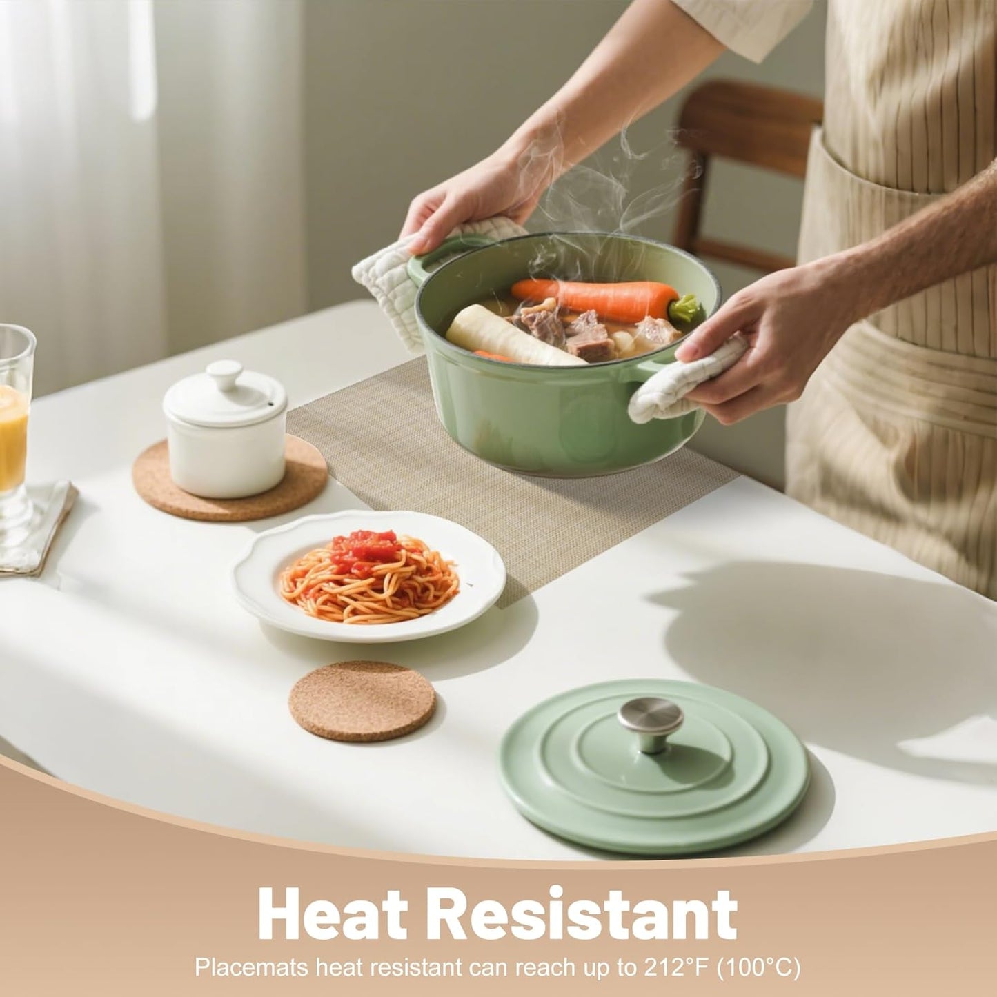 Placemats Set of 12，Non-Slip PVC Weave Table Mats Easy to Clean，Heat Resistant Place Mats for Kitchen Dining Table Decoration Indoor Outdoor，Beige